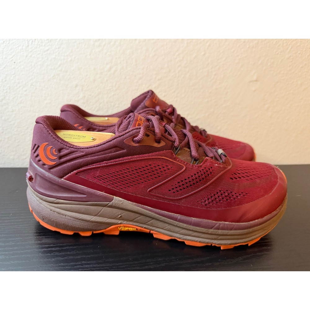 Topo Athletic Ultraventure 2 Berry Orange Trail Running Shoes Womens 8.5 Vibram